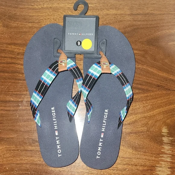 Tommy Hilfiger Navy Flip Flops - Picture 1 of 3